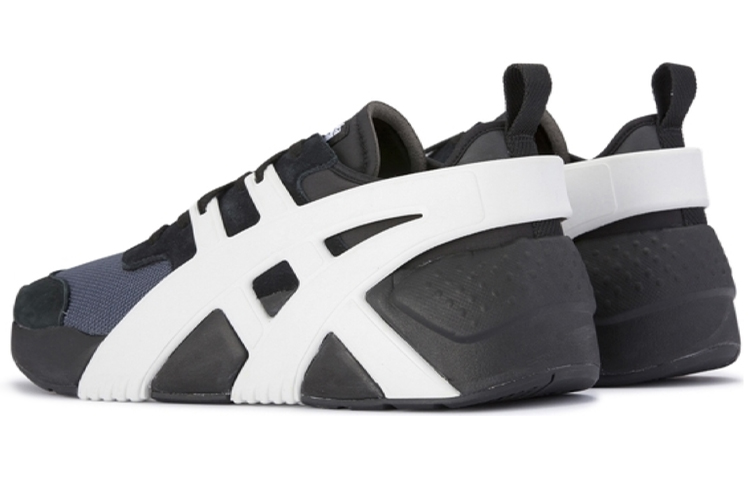 Shop Onitsuka Tiger Big Logo Trainer 2.0 'Hitam Putih' 1183A795-001