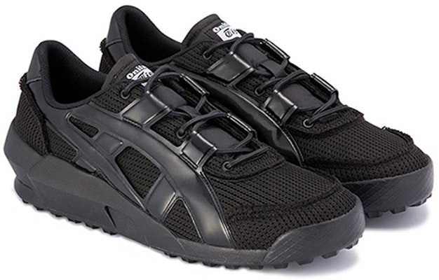Onitsuka Tiger Big Logo Trainer Black 1183A792-001 Lookbook Onitsuka Tiger Big Logo Trainer Black 1183A792-001