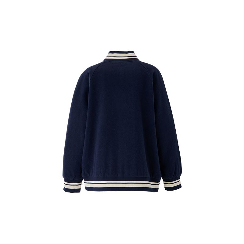 Lookbook Chaqueta Unisex Onitsuka Tiger Blouson Azul Marino Casual con Cuello de Béisbol. 2183B393-400