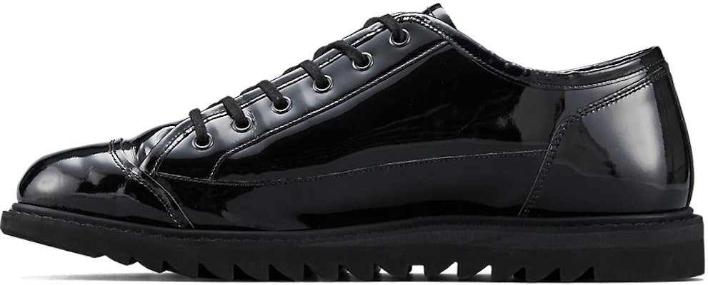 Onitsuka Tiger Blucher Lo 'Hitam Shiny Hitam Shiny' 1183A925-002 Lookbook Onitsuka Tiger Blucher Lo 'Hitam Shiny Hitam Shiny' 1183A925-002