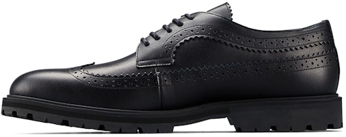 Onitsuka Tiger 金鷲黑色雕花鞋 1181A514-001 Lookbook Onitsuka Tiger 金鷲黑色雕花鞋 1181A514-001