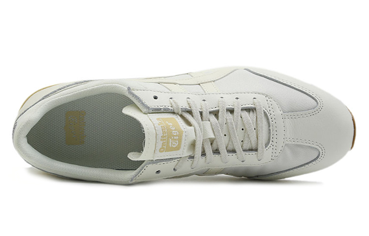 Lookbook 鬼冢虎 Onitsuka Tiger 低筒跑步鞋 男款 米白色