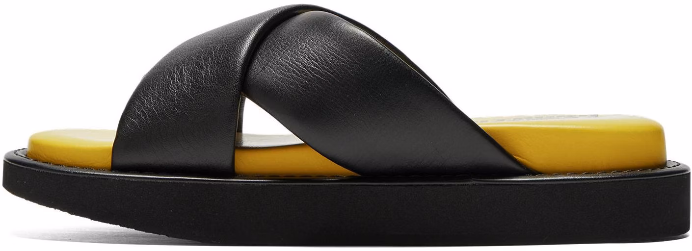 onitsuka-tiger-comfort-sandal-black-yellow-1183-c225-002