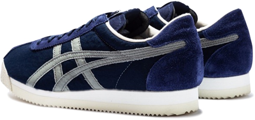 Onitsuka Tiger Corsair 'Navy Mendalam' 1183A344-400 Lookbook Onitsuka Tiger Corsair 'Navy Mendalam' 1183A344-400