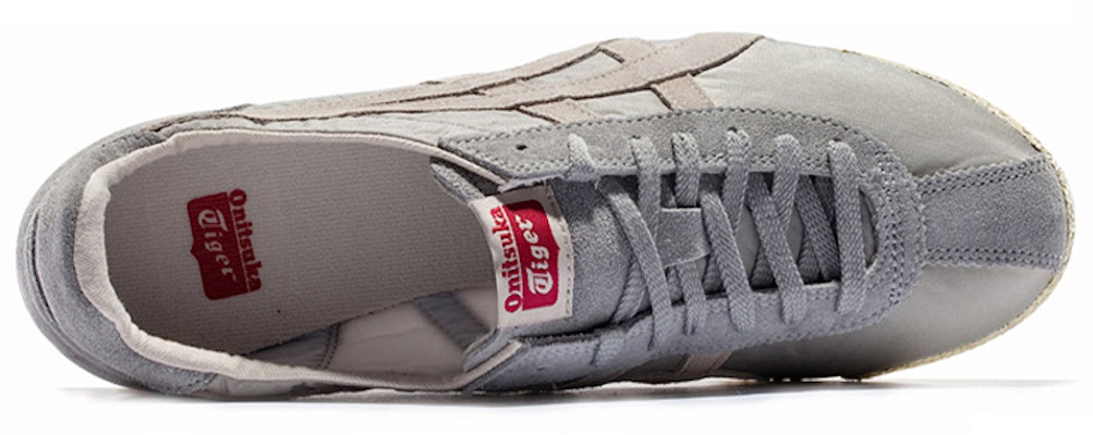 Onitsuka Tiger Corsair 'Kelabu Vintage Putih Pudar' D321N-1199 Lookbook Onitsuka Tiger Corsair 'Kelabu Vintage Putih Pudar' D321N-1199
