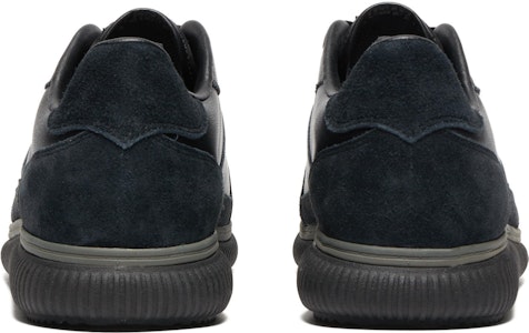 Onitsuka Tiger Delecity L 'Hitam' 1183C217-001 Sizing Onitsuka Tiger Delecity L 'Hitam' 1183C217-001