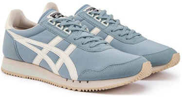 Kasut Lari Maraton Onitsuka Tiger Dualio 'Biru Putih' 1183C131-400 Lookbook Kasut Lari Maraton Onitsuka Tiger Dualio 'Biru Putih' 1183C131-400