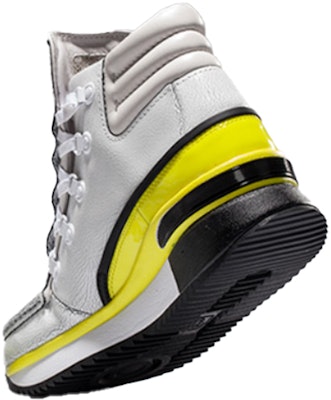 Onitsuka Tiger Empirical 'Perak Kuning' D5X0L-0190 Lookbook Onitsuka Tiger Empirical 'Perak Kuning' D5X0L-0190