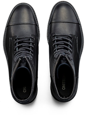 Bota Negra con Cordones Onitsuka Tiger 1183B826-001 Details for Bota Negra con Cordones Onitsuka Tiger 1183B826-001