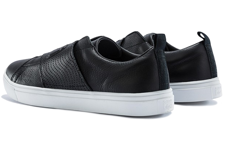 Shop 鬼冢虎 Lawnship 2.0 运动鞋 1183A452-001