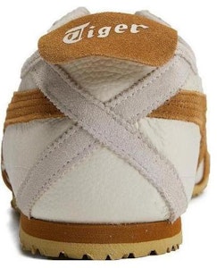 오니츠카 타이거 멕시코 66 '화이트 브라운' 1183C076-200 Shop 오니츠카 타이거 멕시코 66 '화이트 브라운' 1183C076-200