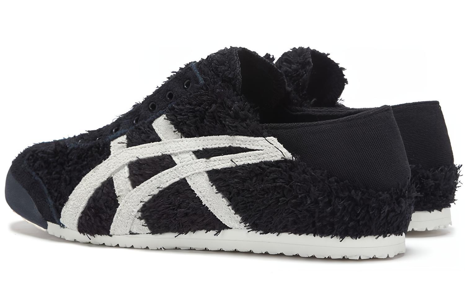 Lookbook Onitsuka Tiger Mexico 66 Paraty 'Hitam Putih' 1183A761-002