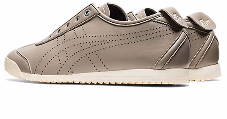 鬼冢虎 Mexico 66 Sd 便鞋 '银灰色' 1183A605-250 Lookbook 鬼冢虎 Mexico 66 Sd 便鞋 '银灰色' 1183A605-250