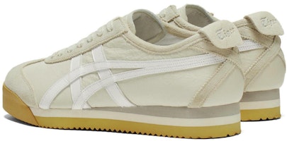 鬼冢虎 MEXICO 66 运动鞋 '奶油白' 1183C156-100 Lookbook 鬼冢虎 MEXICO 66 运动鞋 '奶油白' 1183C156-100