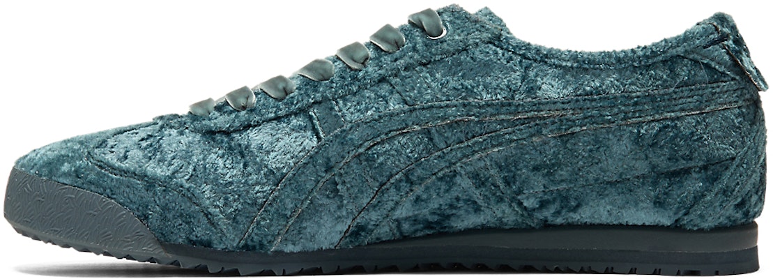 Onitsuka Tiger Mexico 66 Velvet 'Grand Shark Grand Shark' 1183C270-400 Lookbook Onitsuka Tiger Mexico 66 Velvet 'Grand Shark Grand Shark' 1183C270-400