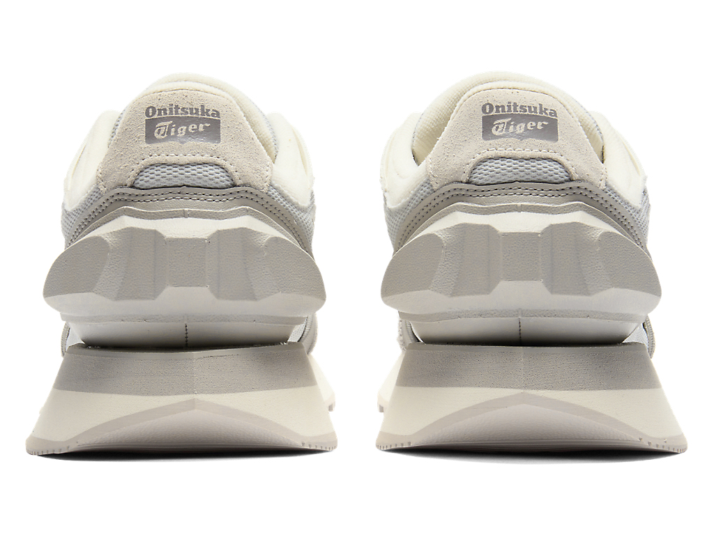 Purchase Onitsuka Tiger MOAGE CO GLACIER GREY/OFF-WHITE Kasut Lelaki Perak Kelabu. 1183B555-021