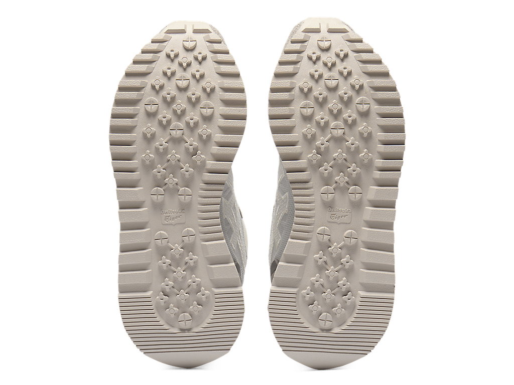 Sizing Onitsuka Tiger MOAGE CO GLACIER GREY/OFF-WHITE Kasut Lelaki Perak Kelabu. 1183B555-021