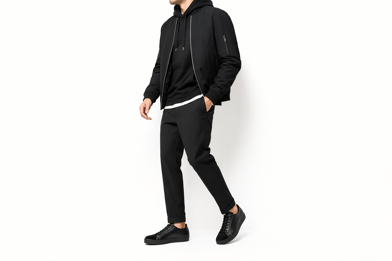 Order Onitsuka Tiger NIPPON MADE FABRE DELUXE LO CL NERO/NERO 1183C510-001