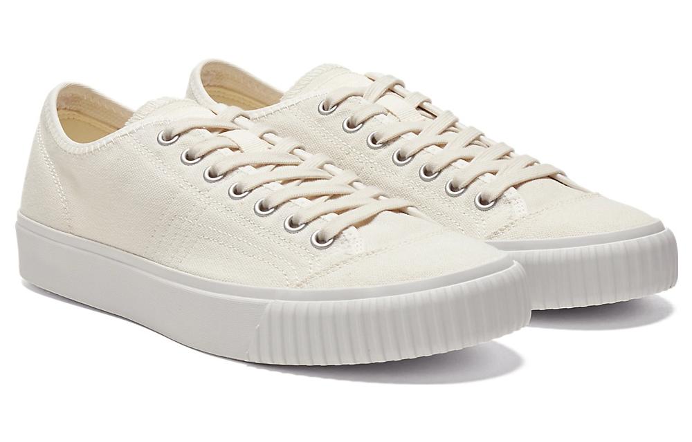 Lookbook Onitsuka Tiger OK 籃球 適適耐磨板鞋 男女款 白色