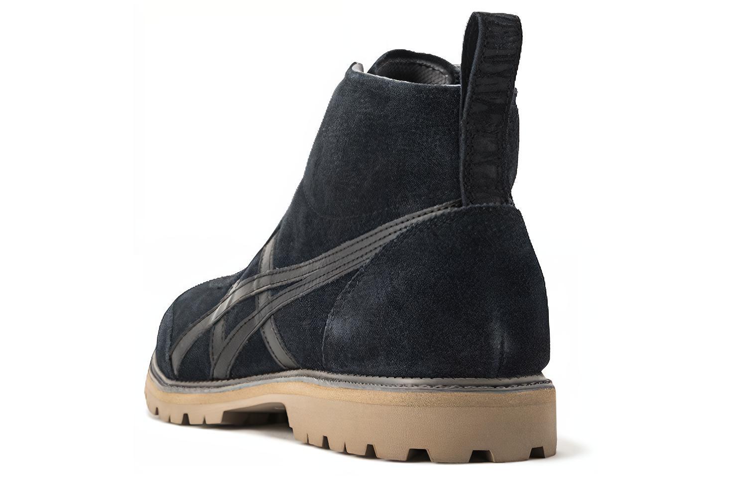 Shop Onitsuka Tiger Rinkan Boot 復古高筒戶外靴 男女款 黑色