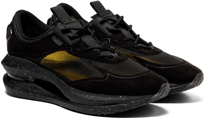 Onitsuka Tiger Runger 'Black Yellow' 1183C149-001 Lookbook Onitsuka Tiger Runger 'Black Yellow' 1183C149-001