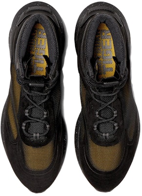 Onitsuka Tiger RUNGER MT 'Triple Black' Hitam Pekat 1183C150-001 Lookbook Onitsuka Tiger RUNGER MT 'Triple Black' Hitam Pekat 1183C150-001