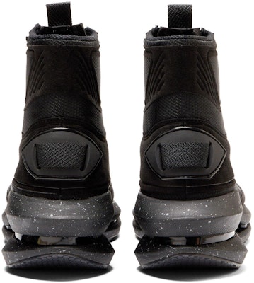 Onitsuka Tiger RUNGER MT 'Triple Black' Hitam Pekat 1183C150-001 Shop Onitsuka Tiger RUNGER MT 'Triple Black' Hitam Pekat 1183C150-001