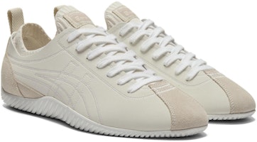 Onitsuka Tiger Sclaw 'Putih Krem' 1183B969-101 Lookbook Onitsuka Tiger Sclaw 'Putih Krem' 1183B969-101