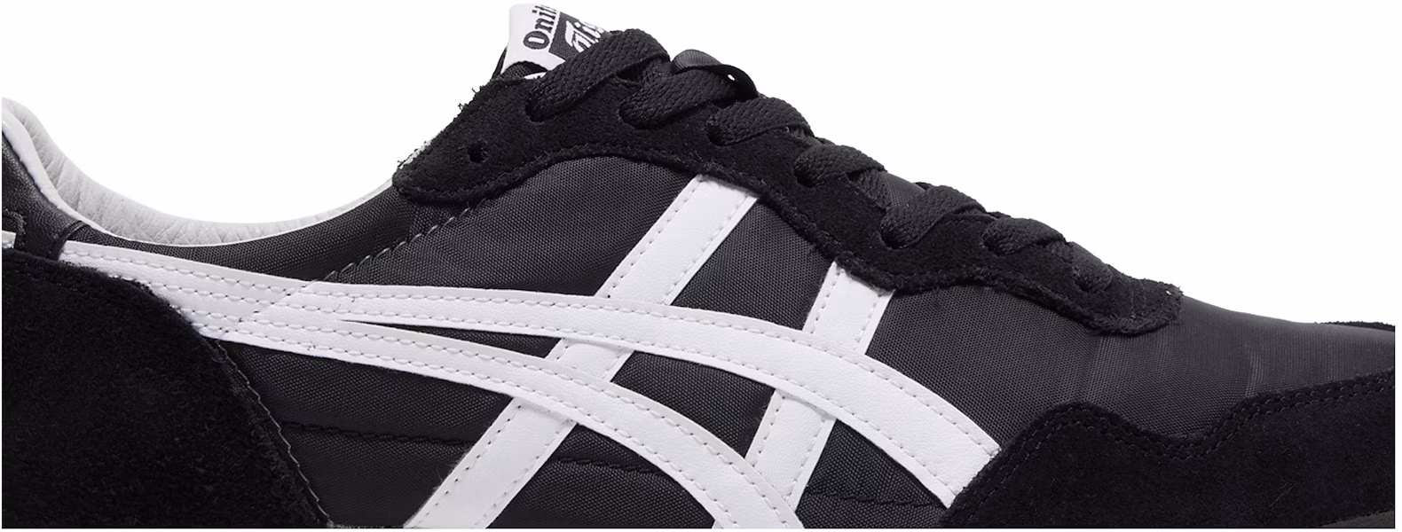 Onitsuka Tiger Serrano ''Schwarz Weiß'' 1183B400-001 Lookbook Onitsuka Tiger Serrano ''Schwarz Weiß'' 1183B400-001