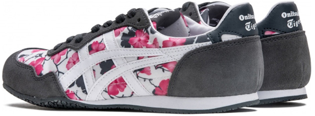 Onitsuka Tiger Serrano Hitam/Merah Jambu 1183B432-020 Lookbook Onitsuka Tiger Serrano Hitam/Merah Jambu 1183B432-020