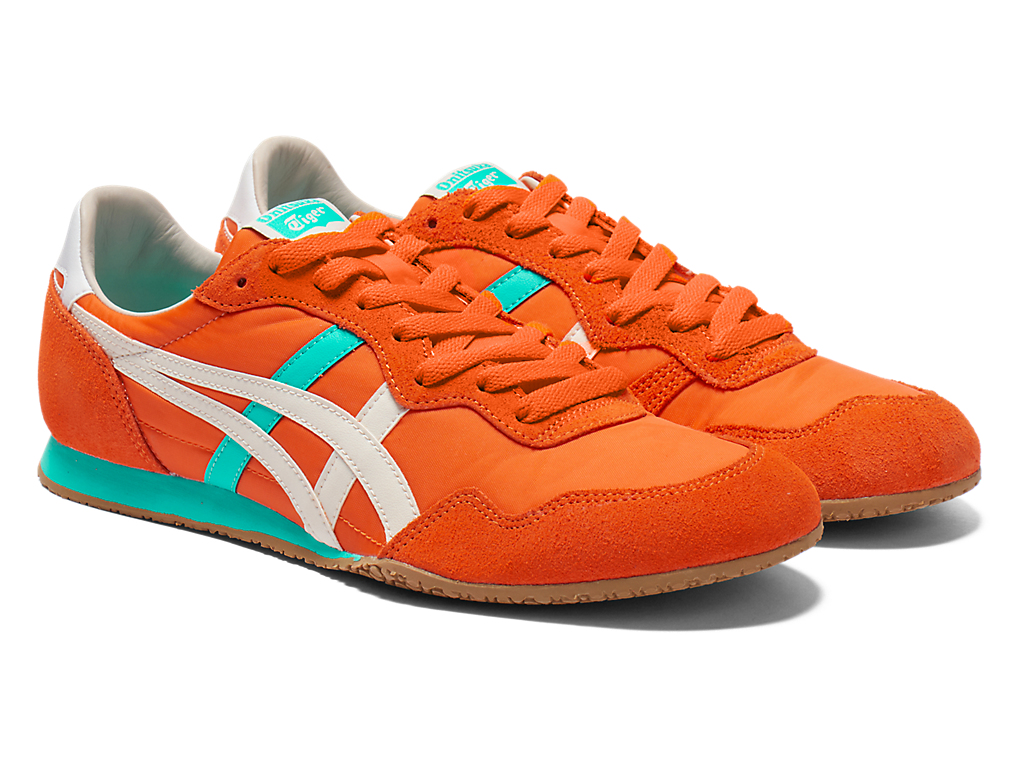 Lookbook Onitsuka Tiger Serrano Sepatu Lari Retro 1183B400-604