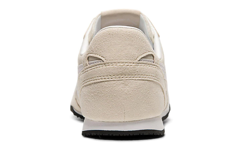 Shop Onitsuka Tiger Serrano溜溜球鞋 米白色