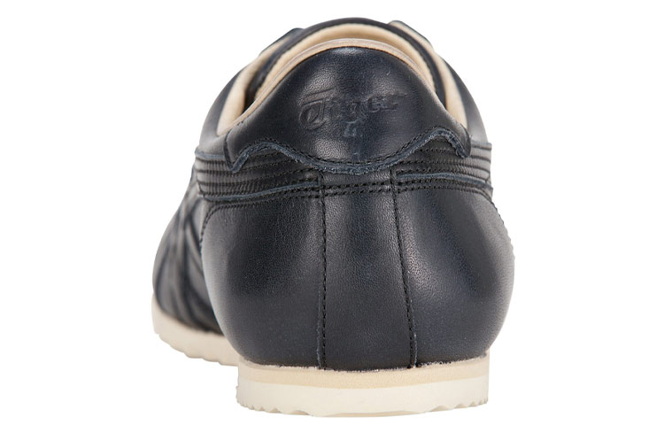 Shop Onitsuka Tiger Tai-chi DX 'Black Low-Top' D7Y2L-9090