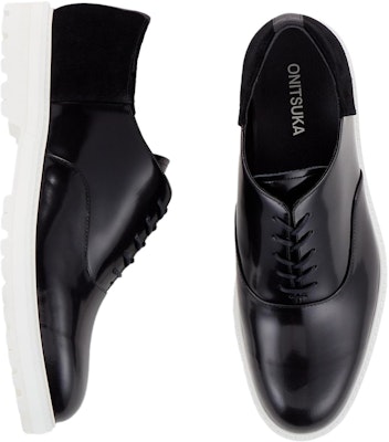 Onitsuka Tiger The Onitsuka Oxford 'Black Patent Leather' 1181A172-003 Lookbook Onitsuka Tiger The Onitsuka Oxford 'Black Patent Leather' 1181A172-003