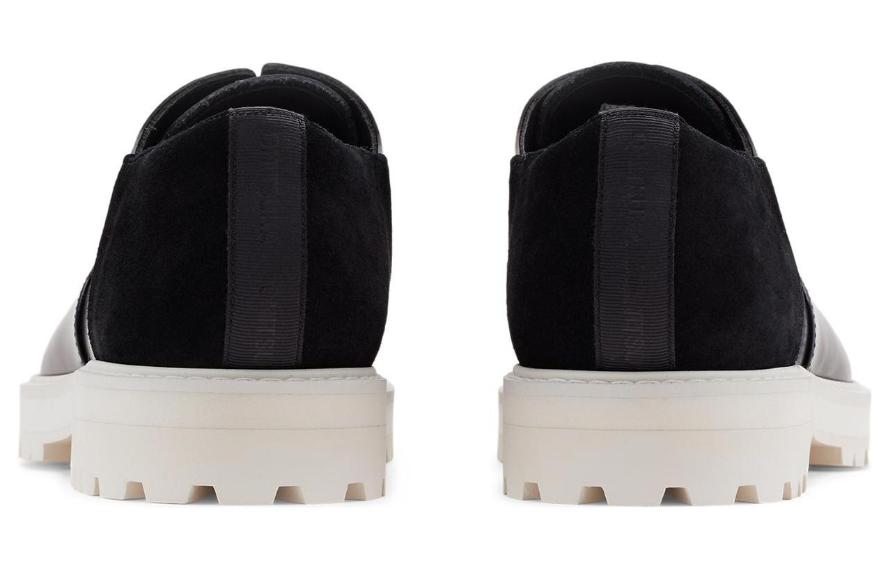 Shop Onitsuka Tiger The Onitsuka Oxford ''Pelle Verniciata Nera'' 1181A172-003