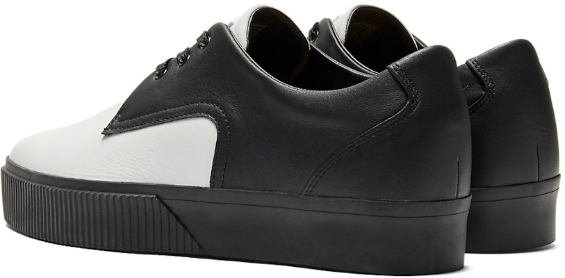 Onitsuka Tiger Tiger Pointy 'Putih Hitam' 1183C295-100 Shop Onitsuka Tiger Tiger Pointy 'Putih Hitam' 1183C295-100