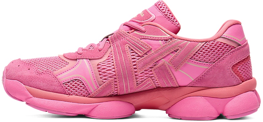 Onitsuka Tiger TIGRUN DRAGON FRUIT/DRAGON FRUIT 1183C478-700 Lookbook Onitsuka Tiger TIGRUN DRAGON FRUIT/DRAGON FRUIT 1183C478-700