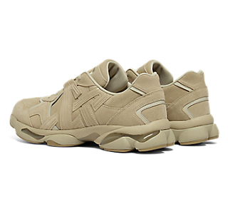 Shop Onitsuka Tiger TIGRUN CRÊPE BOIS/CRÊPE BOIS 1183C625-200