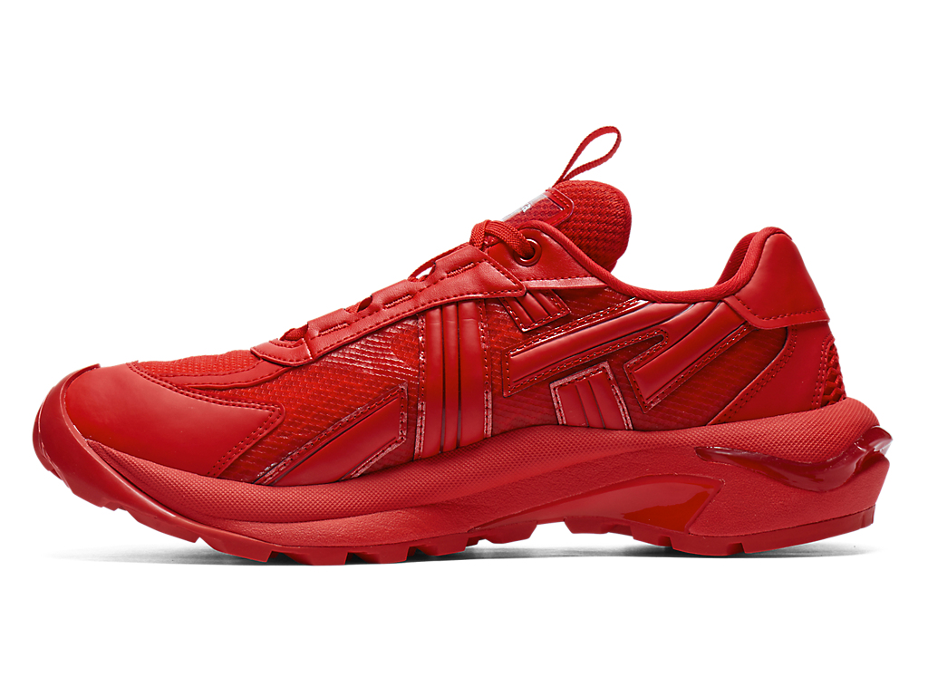 Lookbook Onitsuka Tiger TIGTRAIL CLASSIC RED/CLASSIC RED 1183C612-600