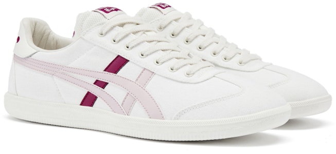 鬼冢虎 Tokuten '白色玫瑰红' 1183A862-110 Lookbook 鬼冢虎 Tokuten '白色玫瑰红' 1183A862-110