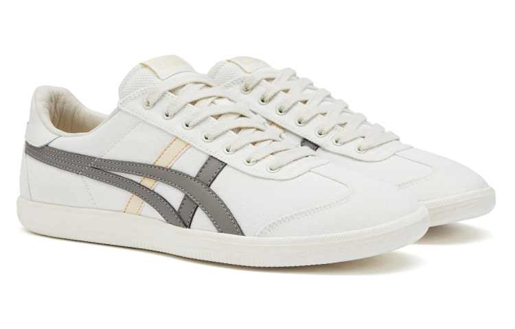 Lookbook 鬼塚虎 Tokuten 低幫 板鞋 男女同款 白灰