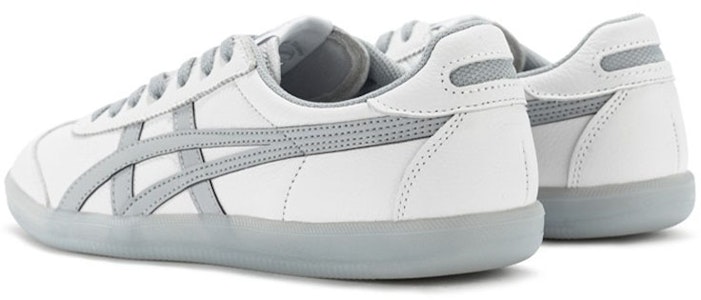 Onitsuka Tiger鬼塚虎 Tokuten 低筒 板鞋 男女同款 白灰 Lookbook Onitsuka Tiger鬼塚虎 Tokuten 低筒 板鞋 男女同款 白灰