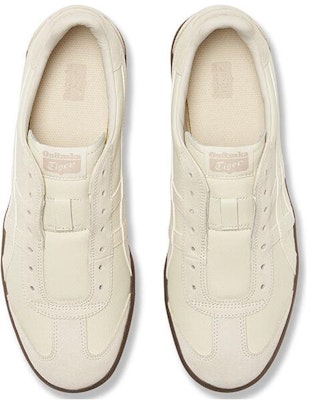 Onitsuka Tiger Tokuten Slip-On 'Beige Brown' 1183C290-100 Lookbook Onitsuka Tiger Tokuten Slip-On 'Beige Brown' 1183C290-100