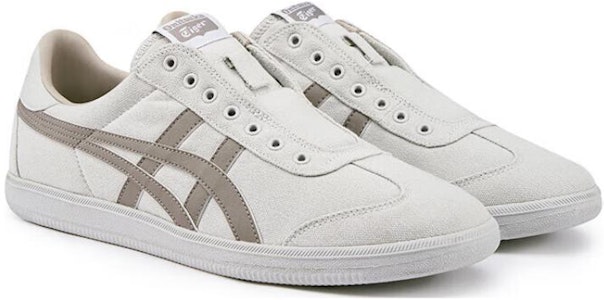 오니츠카 타이거 토쿠텐 슬립온 '그레이' 1183C142-020 Lookbook 오니츠카 타이거 토쿠텐 슬립온 '그레이' 1183C142-020