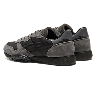 Shop Onitsuka Tiger TRASPIKE NOIR/NOIR 1183C558-001