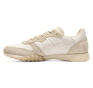 Shop Onitsuka Tiger TRASPIKE OFF-WHITE/OFF-WHITE 1183C558-100