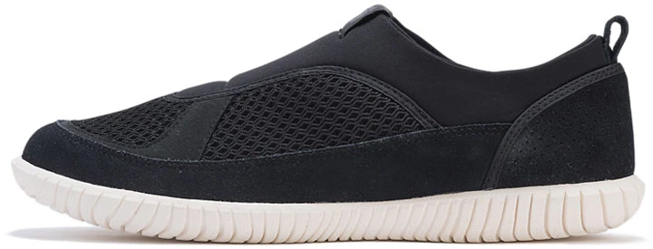 onitsuka-tiger-tsunahiki-2-0-slip-on-black-1183-a514-002