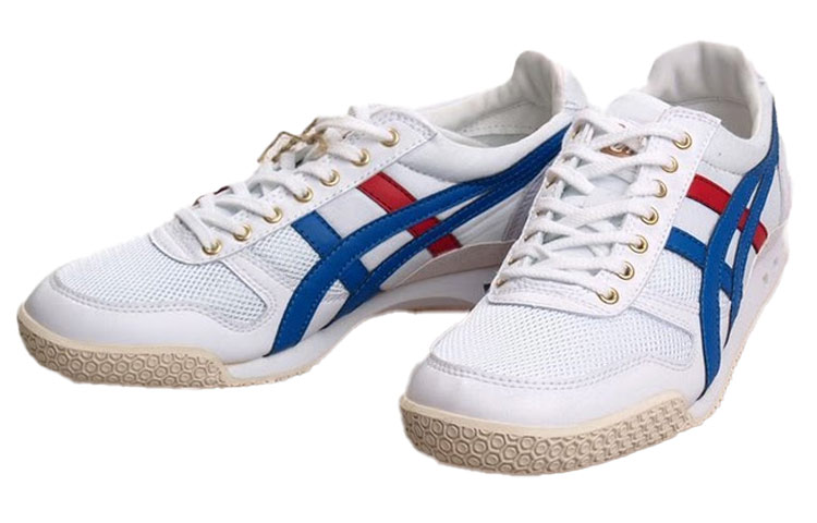 Lookbook Onitsuka Tiger Ultimate 81 'Biru Merah Putih' HN209-0521