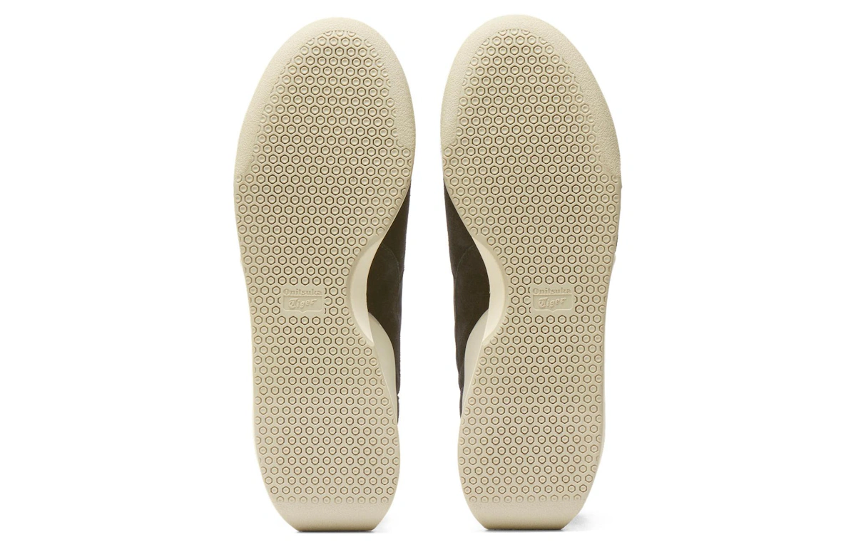 Onitsuka Tiger Ultimate 81 EX Shoes 'Black White'