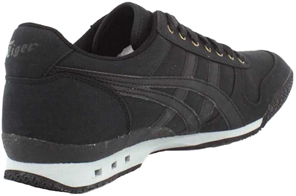 Onitsuka Tiger Ultimate 81 防滑透氣 低筒運動鞋 黑白色 Shop Onitsuka Tiger Ultimate 81 防滑透氣 低筒運動鞋 黑白色